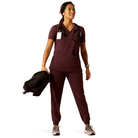 Clara 6 Pocket Scrub Top - 600-Winetasting | Ariat 10039713