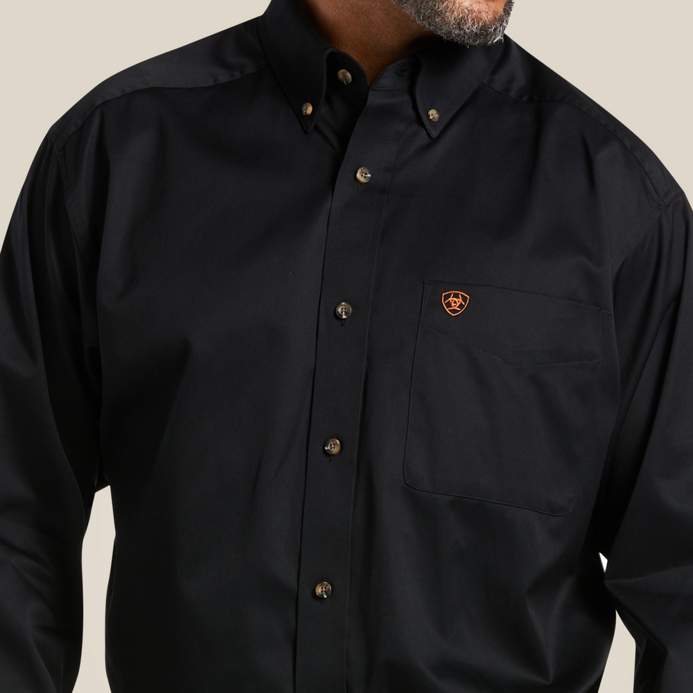 Solid Twill  Classic Fit Shirt - 001-Black | Ariat 10000502
